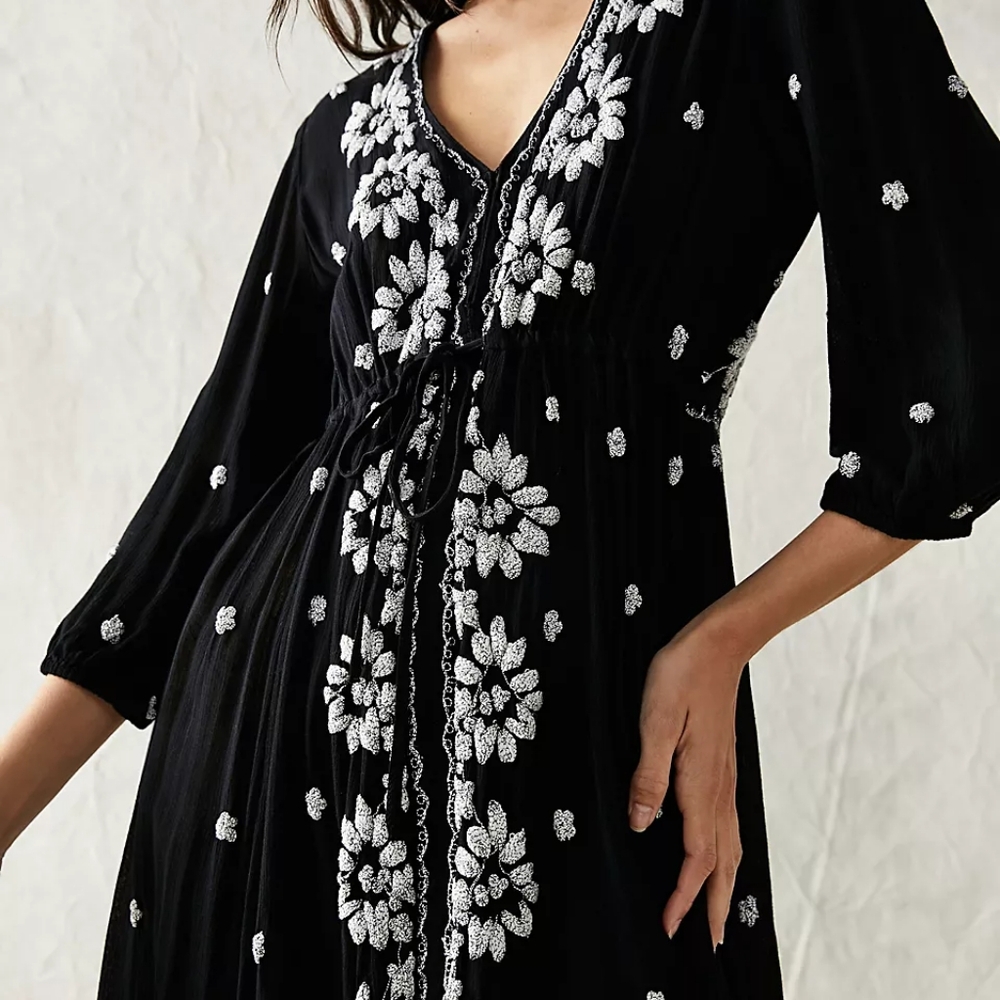 Embroidered Fable Midi Dress Size XS Boho, Hippie, Festival, Country, Coachella